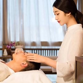 广州越秀YanYan养生馆秉持“客户至上”的服务理念